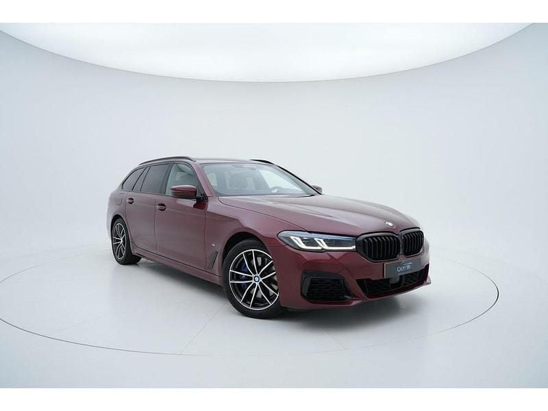 Occasion BMW 530 Executive 293 PK (215 kW) 2021 Rood Stationwagen