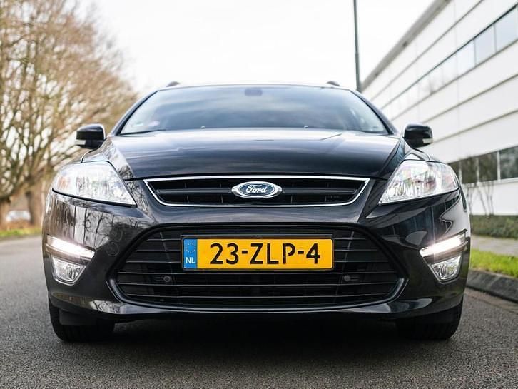 Occasion Ford Mondeo Trend 161 PK (118 kW) 2013 Zwart (metallic) Stationwagen