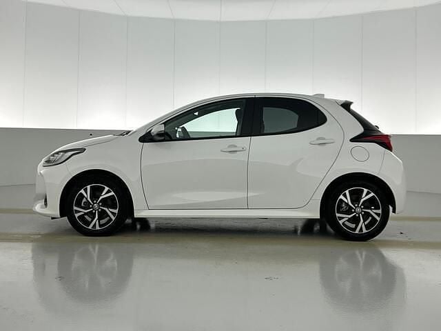 Occasion Toyota Yaris Limited 116 PK (85 kW) 2024 Wit metallic Hatchback