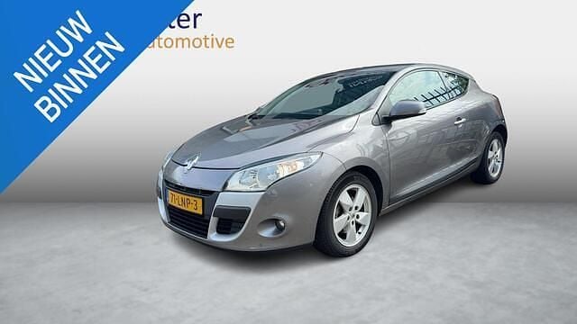 Grijs Gebruikt 2010 Renault Mégane Coupé Business Coupé | € 5.900 (Eerlijke prijs) - Afbeelding 1/4