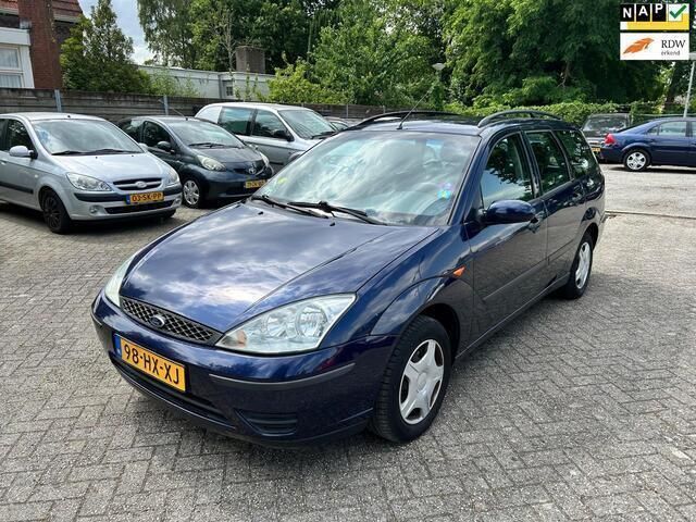 Blauw Gebruikt 2002 Ford Focus Stationwagen | € 1.250 (Eerlijke prijs) - Afbeelding 1/4