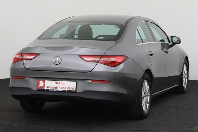 Occasion Mercedes CLA180 136 PK (100 kW) 2022 Grijs Sedan