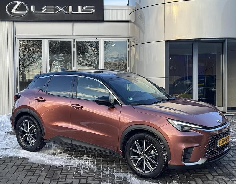 Occasion Lexus LBX 136 PK (100 kW) 2024 Bruin SUV