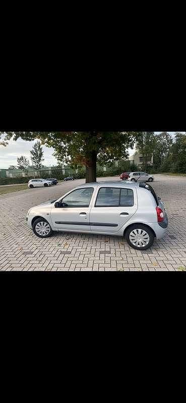 Occasion Renault Clio II Dynamique 75 PK (55 kW) 2002 Grijs Hatchback