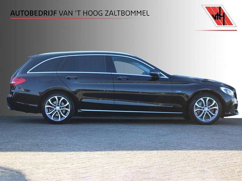 Zwart Gebruikt 2016 Mercedes C350e Avantgarde Stationwagen | € 17.400 (Eerlijke prijs) - Afbeelding 1/4