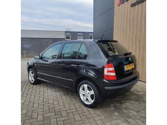 Occasion Skoda Fabia Elegance 75 PK (55 kW) 2006 Zwart Sedan