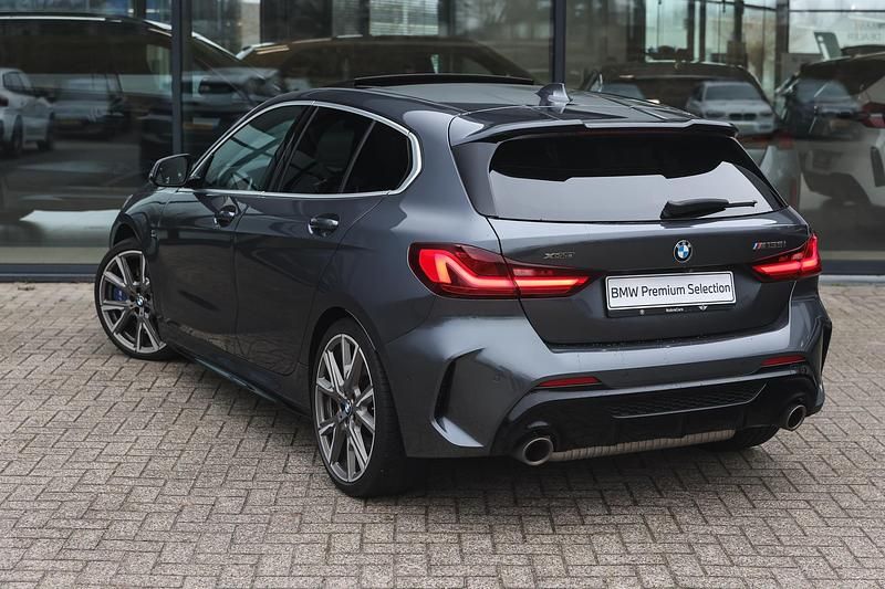 Occasion BMW M135 Comfort Edition 306 PK (225 kW) 2020 Grijs Hatchback