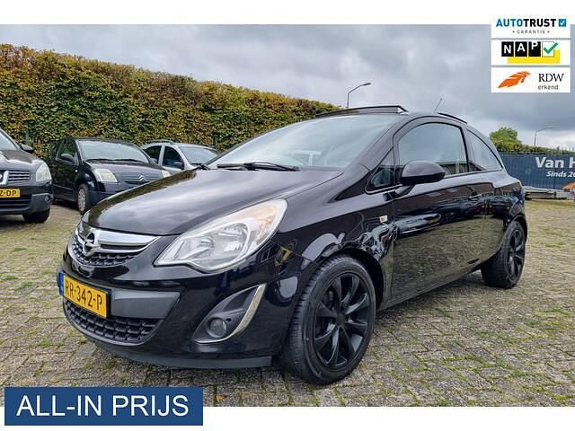Zwart Occasion 2011 Opel Corsa Color Edition Hatchback | € 3.700 (Eerlijke prijs) - Afbeelding 1/4
