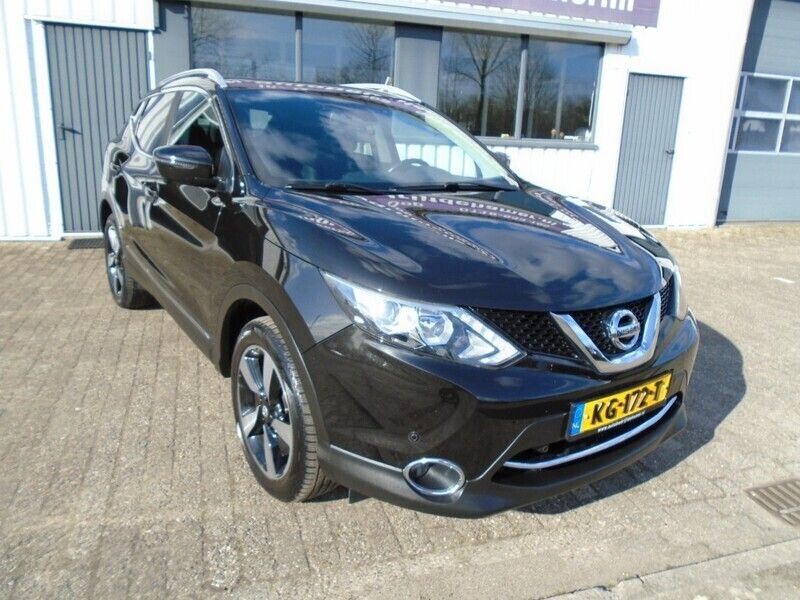 Suv Gebruikt 2016 Nissan Qashqai N-Connecta SUV | € 12.750 (Eerlijke prijs) - Afbeelding 1/4