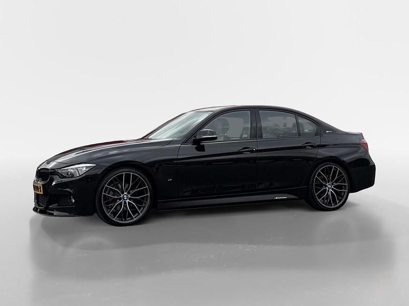 Occasion BMW 330 Executive 252 PK (185 kW) 2018 Zwart Sedan
