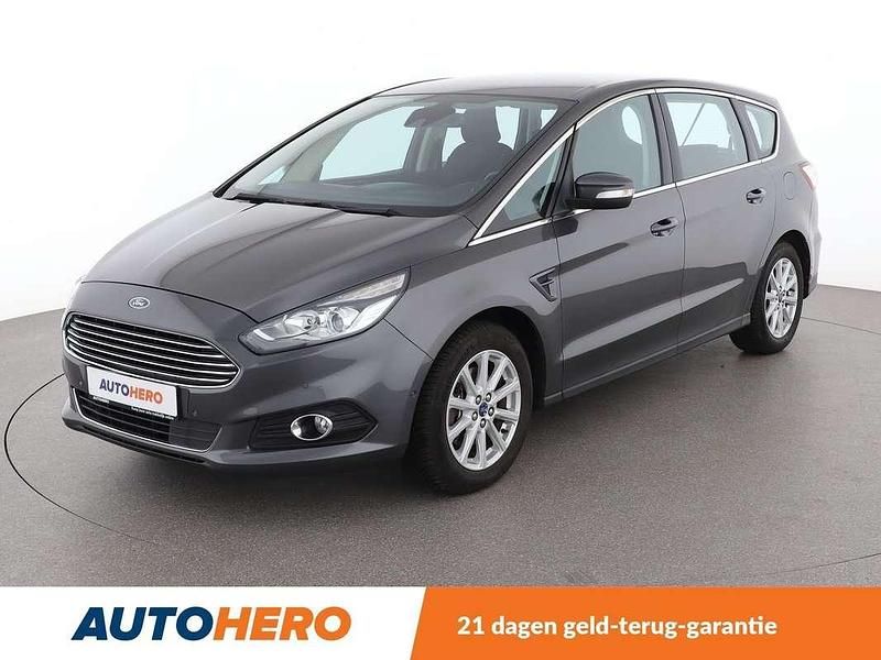 Grijs Gebruikt 2016 Ford S-MAX Titanium MPV | € 17.149 (Super prijs) - Afbeelding 1/3