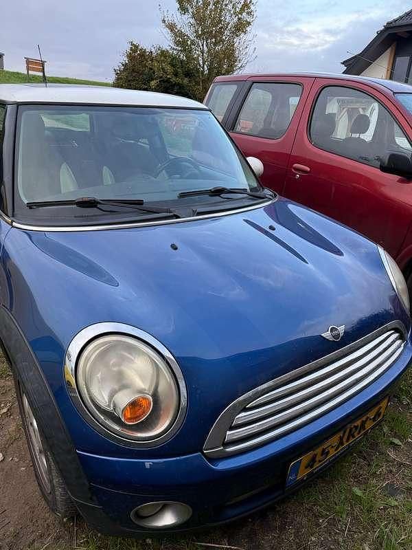 Blauw Gebruikt 2007 Mini Cooper Hatchback | € 3.990 - Afbeelding 1/4