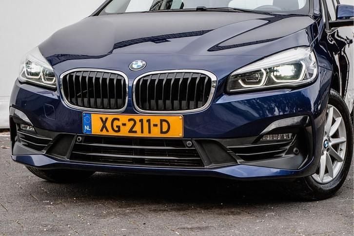 Occasion BMW 216 Executive 109 PK (80 kW) 2019 Blauw Stationwagen