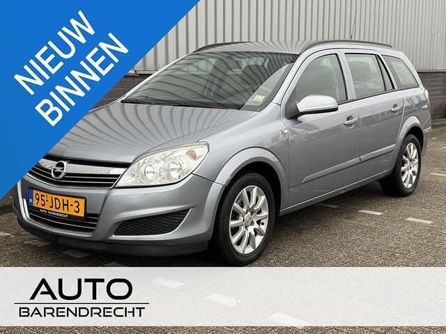 Grijs Gebruikt 2009 Opel Astra Business Stationwagen | € 1.945 (Eerlijke prijs) - Afbeelding 1/4