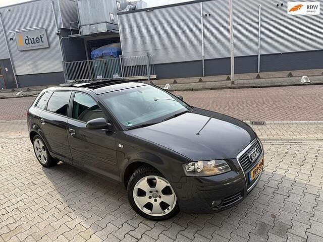 Grijs Occasion 2007 Audi A3 Sportback Ambition Hatchback | € 6.450 (Iets duurder) - Afbeelding 1/4