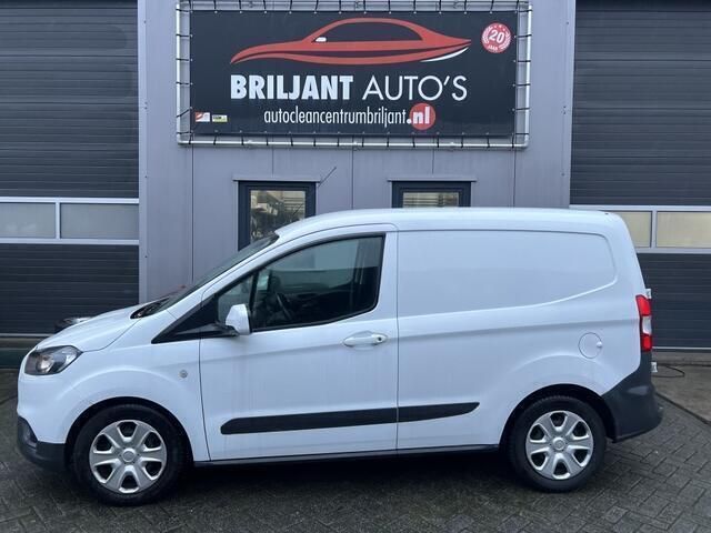 Wit Gebruikt 2019 Ford Transit Trend Van | € 8.750 (Eerlijke prijs) - Afbeelding 1/4