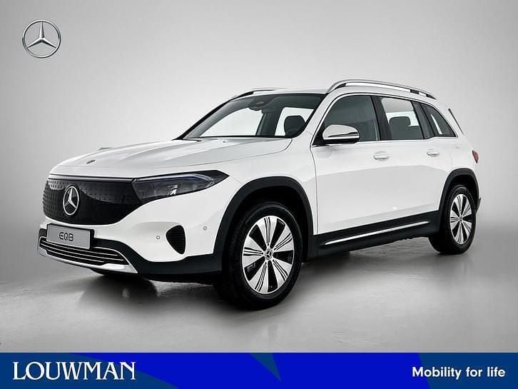 Wit Nieuw 2025 Mercedes EQB250+ Business SUV | € 51.264 (Eerlijke prijs) - Afbeelding 1/4