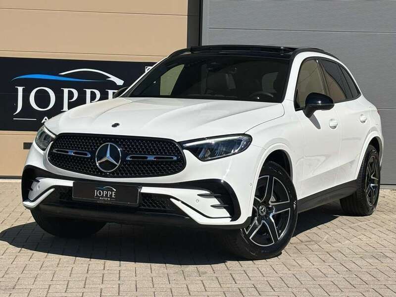 Wit Gebruikt 2024 Mercedes GLC300e AMG line SUV | € 68.950 (Eerlijke prijs) - Afbeelding 1/4