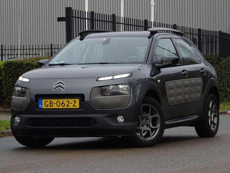 Grijs Occasion 2015 Citroën C4 PureTech SUV | € 6.999 (Eerlijke prijs) - Afbeelding 1/4