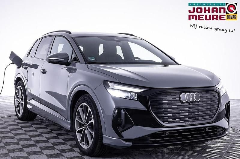 Grijs Gebruikt 2022 Audi Q4 e-tron Competition SUV | € 36.990 (Super prijs) - Afbeelding 1/4