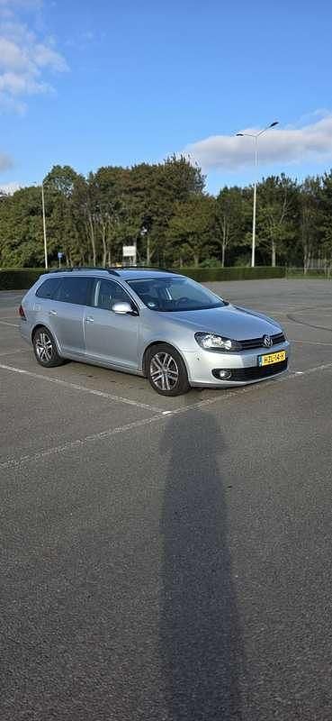 Zilver Gebruikt 2012 VW Golf VII Highline Stationwagen | € 5.350 (Super prijs) - Afbeelding 1/4