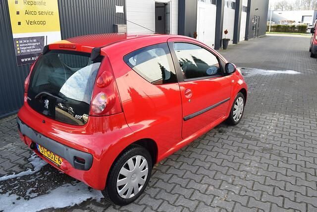 Occasion Peugeot 107 68 PK (50 kW) 2007 Rood Hatchback