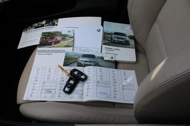 Occasion BMW 316 Executive 136 PK (100 kW) 2012 Zwart, metallic lak Stationwagen