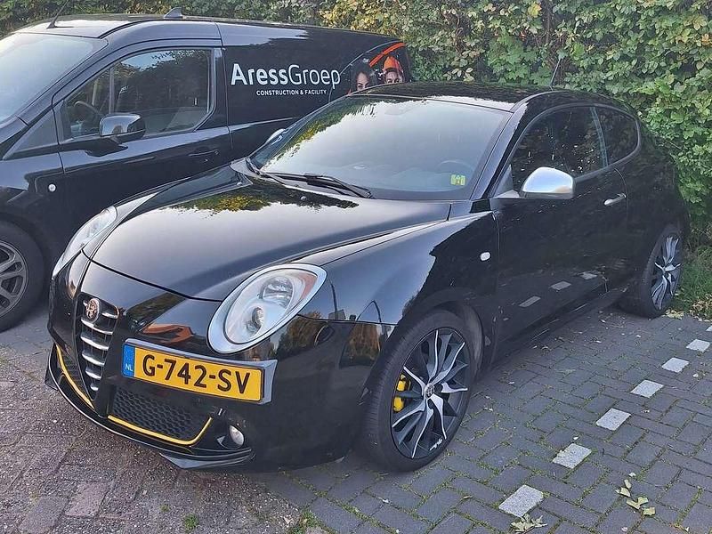 Zwart Gebruikt 2013 Alfa Romeo MiTo Distinctive Hatchback | € 4.750 (Super prijs) - Afbeelding 1/4