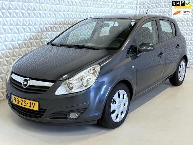 Grijs Gebruikt 2008 Opel Corsa Enjoy Hatchback | € 999 (Goede deal) - Afbeelding 1/4