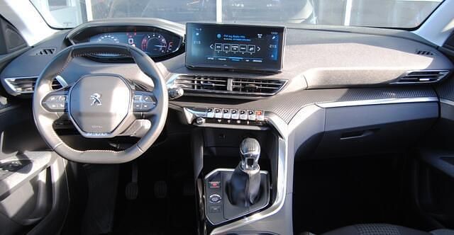 Occasion Peugeot 3008 131 PK (96 kW) 2022 Grijs SUV