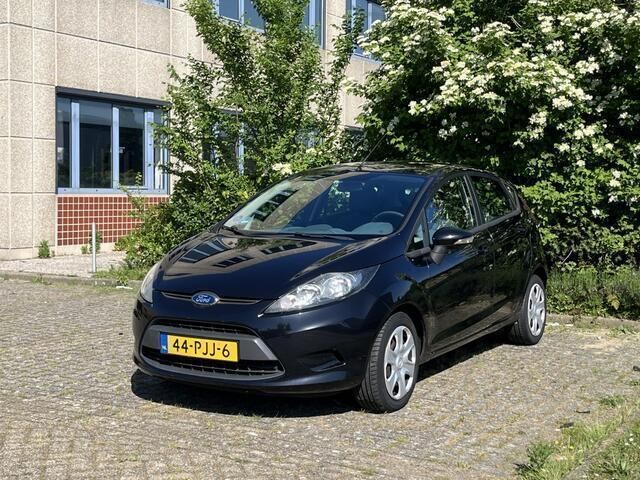 Zwart Gebruikt 2011 Ford Fiesta Limited Hatchback | € 2.950 (Eerlijke prijs) - Afbeelding 1/4
