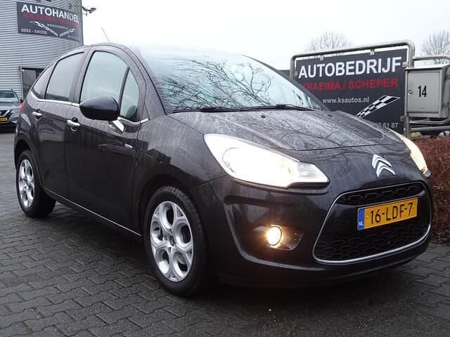 Zwart Gebruikt 2010 Citroën C3 Exclusive Hatchback | € 2.999 (Eerlijke prijs) - Afbeelding 1/4