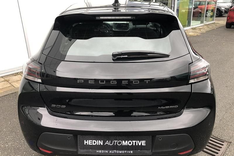 Nieuw Peugeot 208 Style 110 PK (80 kW) 2025 Zwart Hatchback