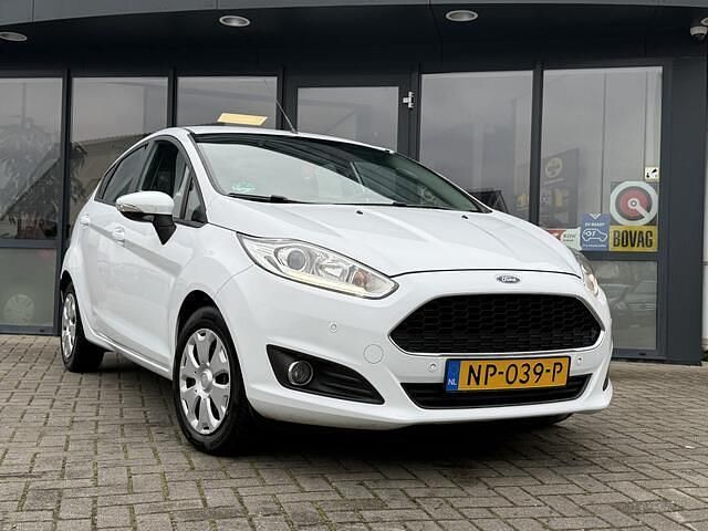 Occasion Ford Fiesta Style 97 PK (71 kW) 2017 Wit (metallic) Hatchback