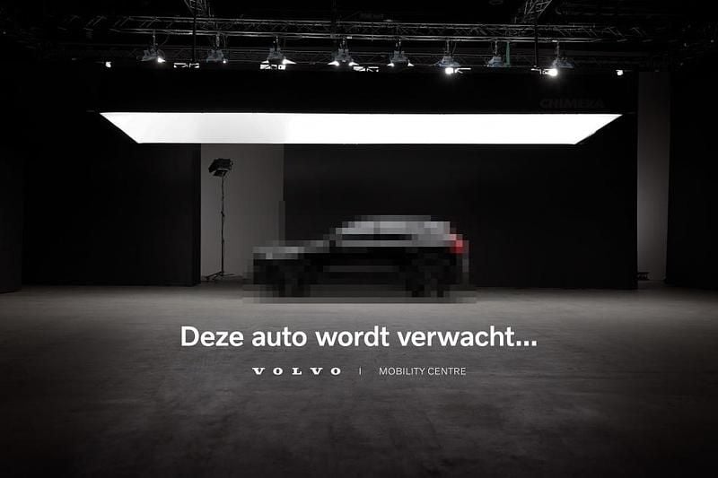 Beige Gebruikt 2020 Volvo XC60 Momentum SUV | € 39.935 (Goede deal) - Afbeelding 1/4