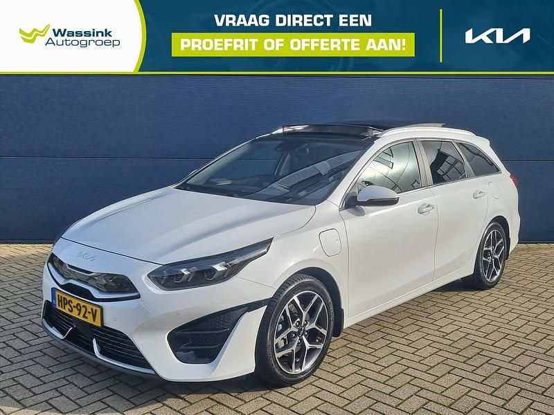 Wit Gebruikt 2022 Kia Ceed Sportswagon Stationwagen | € 26.940 (Iets duurder) - Afbeelding 1/4