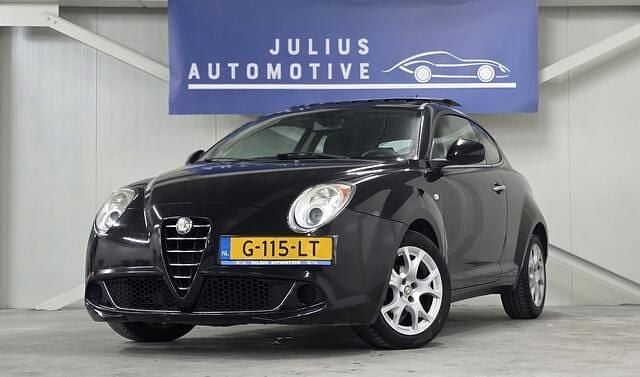 Zwart Gebruikt 2010 Alfa Romeo MiTo Hatchback | € 5.793 (Eerlijke prijs) - Afbeelding 1/4