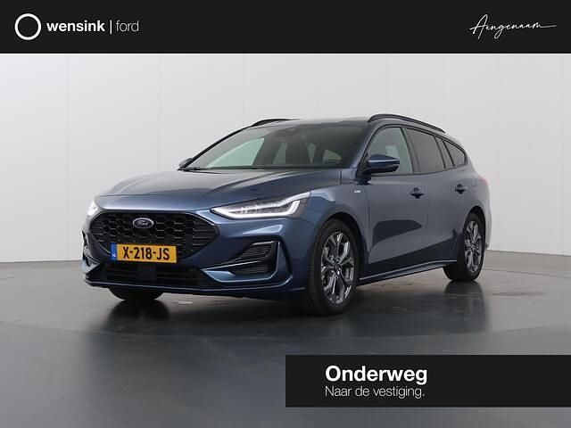 Blauw Gebruikt 2023 Ford Focus ST-Line Stationwagen | € 28.940 (Iets duurder) - Afbeelding 1/4