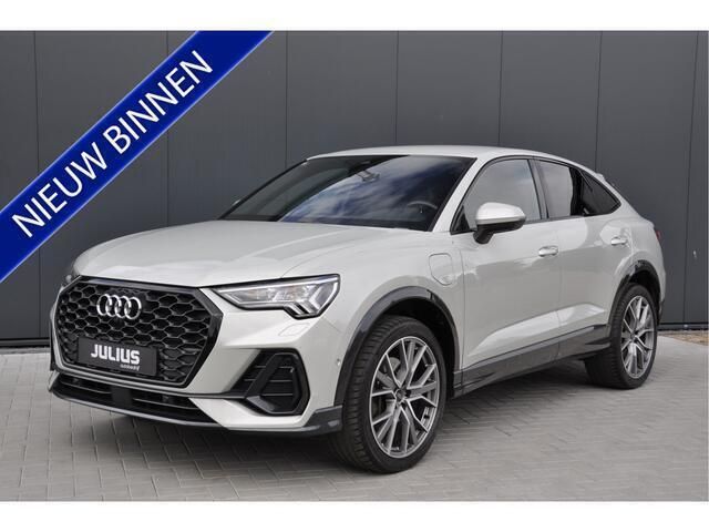 Grijs Gebruikt 2023 Audi Q3 Sportback S-Line SUV | € 43.500 (Super prijs) - Afbeelding 1/4