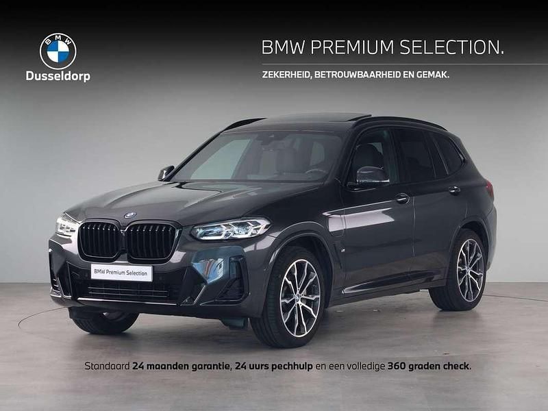 Grijs Gebruikt 2023 BMW X3 Executive SUV | € 58.950 (Eerlijke prijs) - Afbeelding 1/4