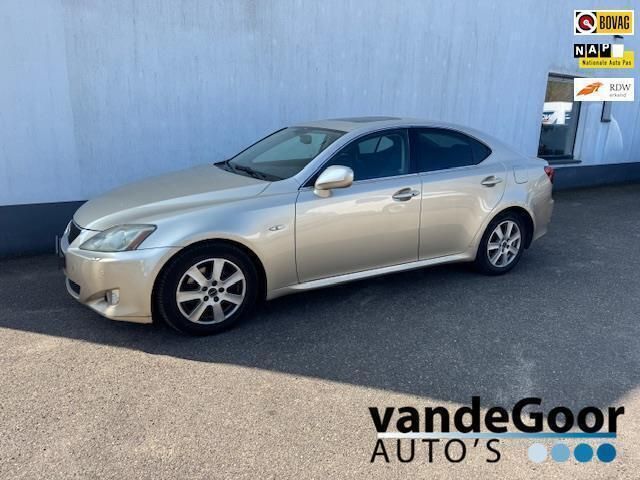 Beige, metallic lak Gebruikt 2007 Lexus IS250 Executive Line Sedan | € 4.750 (Goede deal) - Afbeelding 1/4