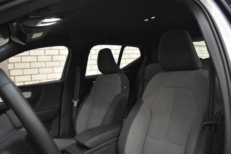 Occasion Volvo XC40 Plus 197 PK (144 kW) 2025 Grijs SUV