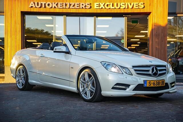 Wit Gebruikt 2012 Mercedes E250 Elegance Cabriolet | € 15.900 (Eerlijke prijs) - Afbeelding 1/4