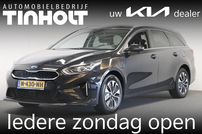 Zwart Gebruikt 2021 Kia Ceed Stationwagen | € 20.950 (Eerlijke prijs) - Afbeelding 1/4