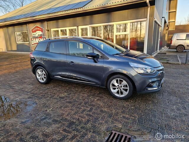 Grijs (metallic) Occasion 2018 Renault Clio GrandTour LIMITED Stationwagen | € 7.950 (Eerlijke prijs) - Afbeelding 1/4