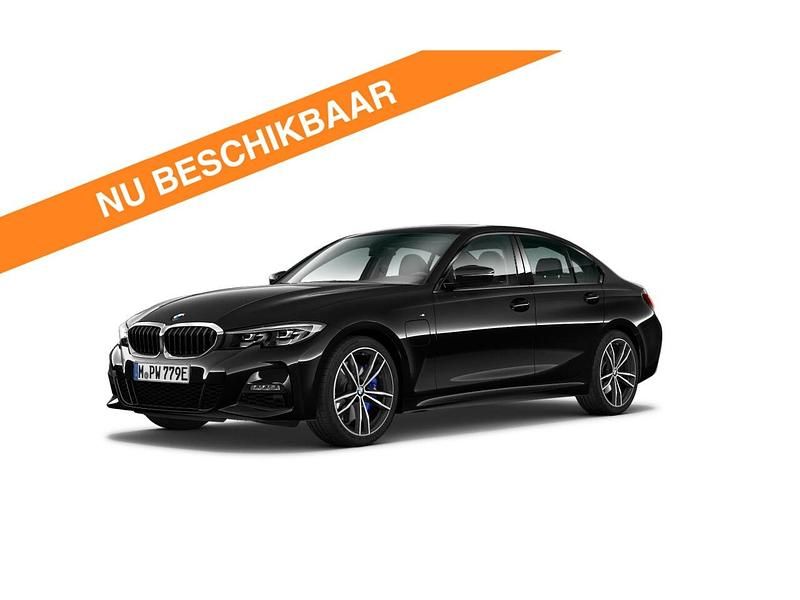 Zwart Gebruikt 2021 BMW 330 Sedan | € 32.875 (Eerlijke prijs) - Afbeelding 1/2