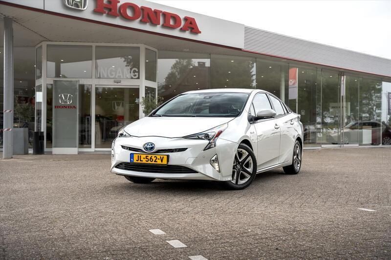 Wit Gebruikt 2016 Toyota Prius Executive Hatchback | € 16.995 (Eerlijke prijs) - Afbeelding 1/4