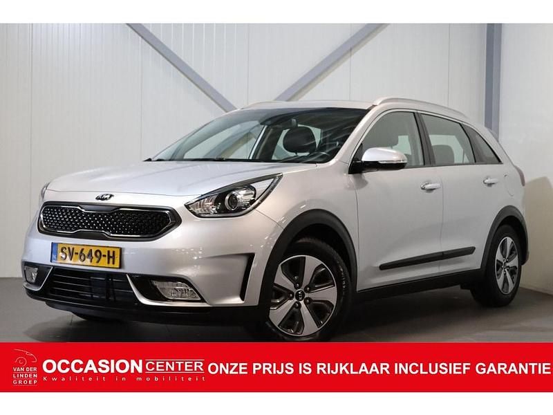 Grijs Gebruikt 2018 Kia Niro SUV | € 18.995 (Goede deal) - Afbeelding 1/4