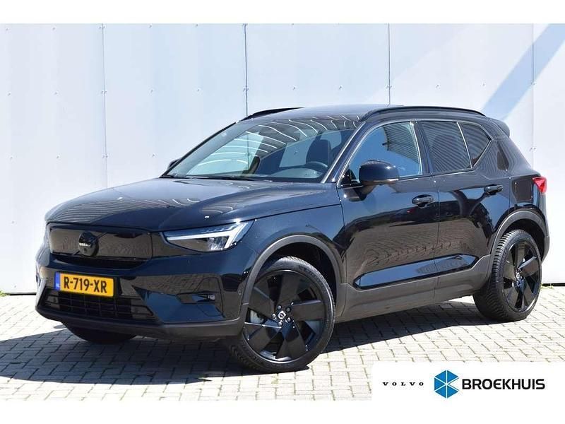 Zwart Gebruikt 2022 Volvo XC40 Ultimate SUV | € 39.900 (Eerlijke prijs) - Afbeelding 1/4