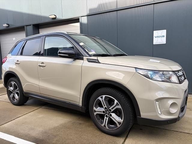 Occasion Suzuki Vitara 120 PK (88 kW) 2017 Grijs (metallic) SUV